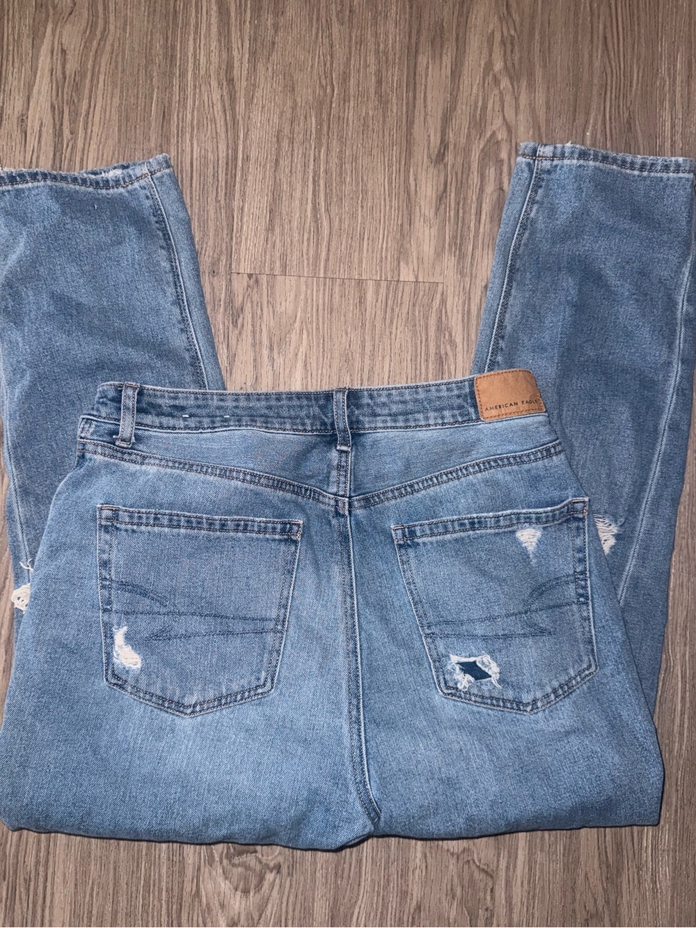 American Eagle Outfitters Light Blue Distressed Mom Jeans